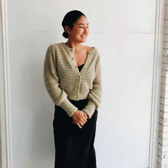 Meet your Posher, Cyanne - Picture 1 of 1